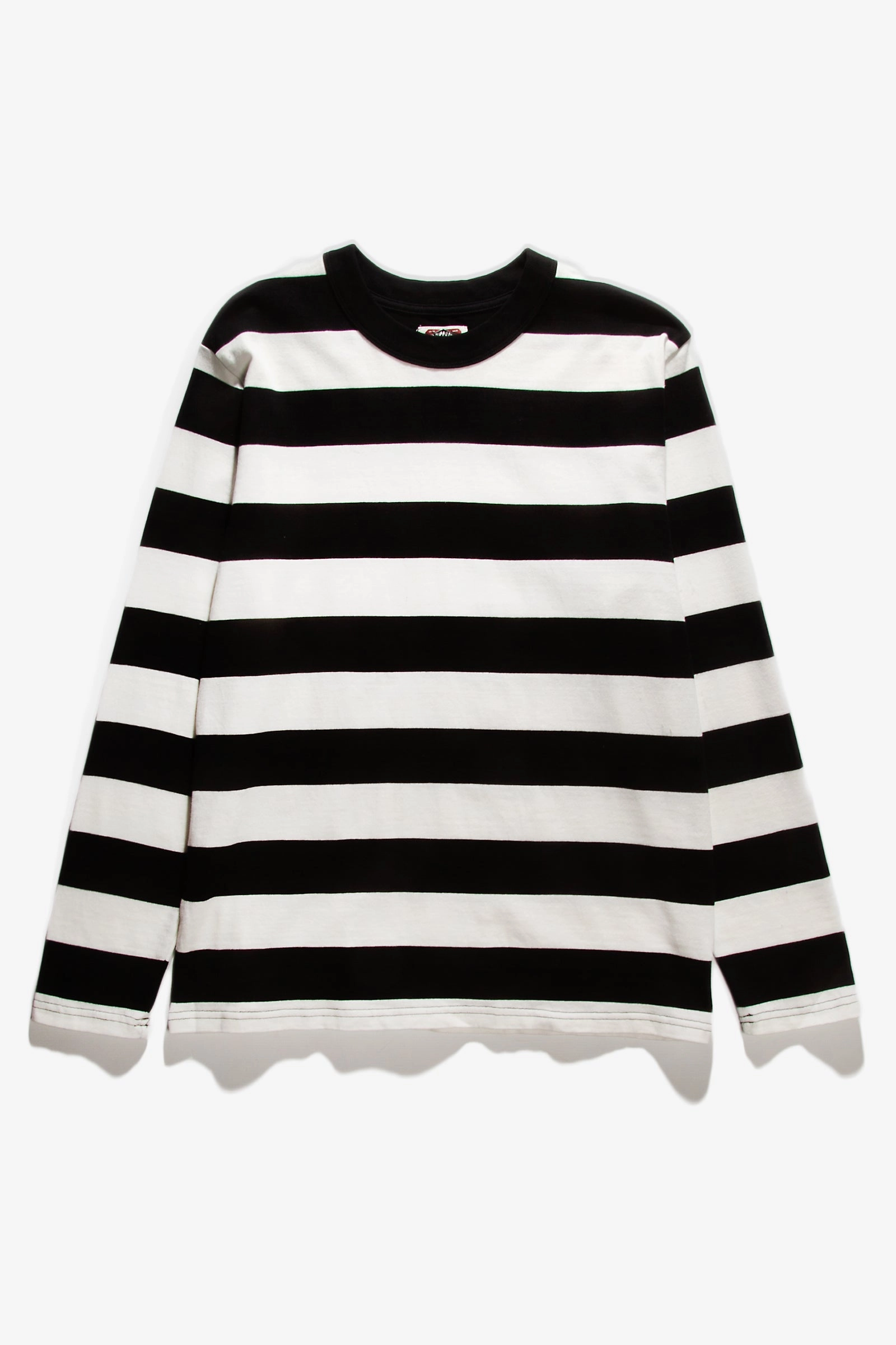 Soft Touch Fabric Red Ruggison - Border Long Sleeve T-Shirt - Black/White