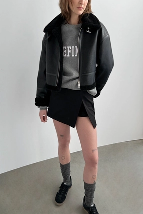 Polished Fit Breathable Material SKIRT WITH FRONT SLIT