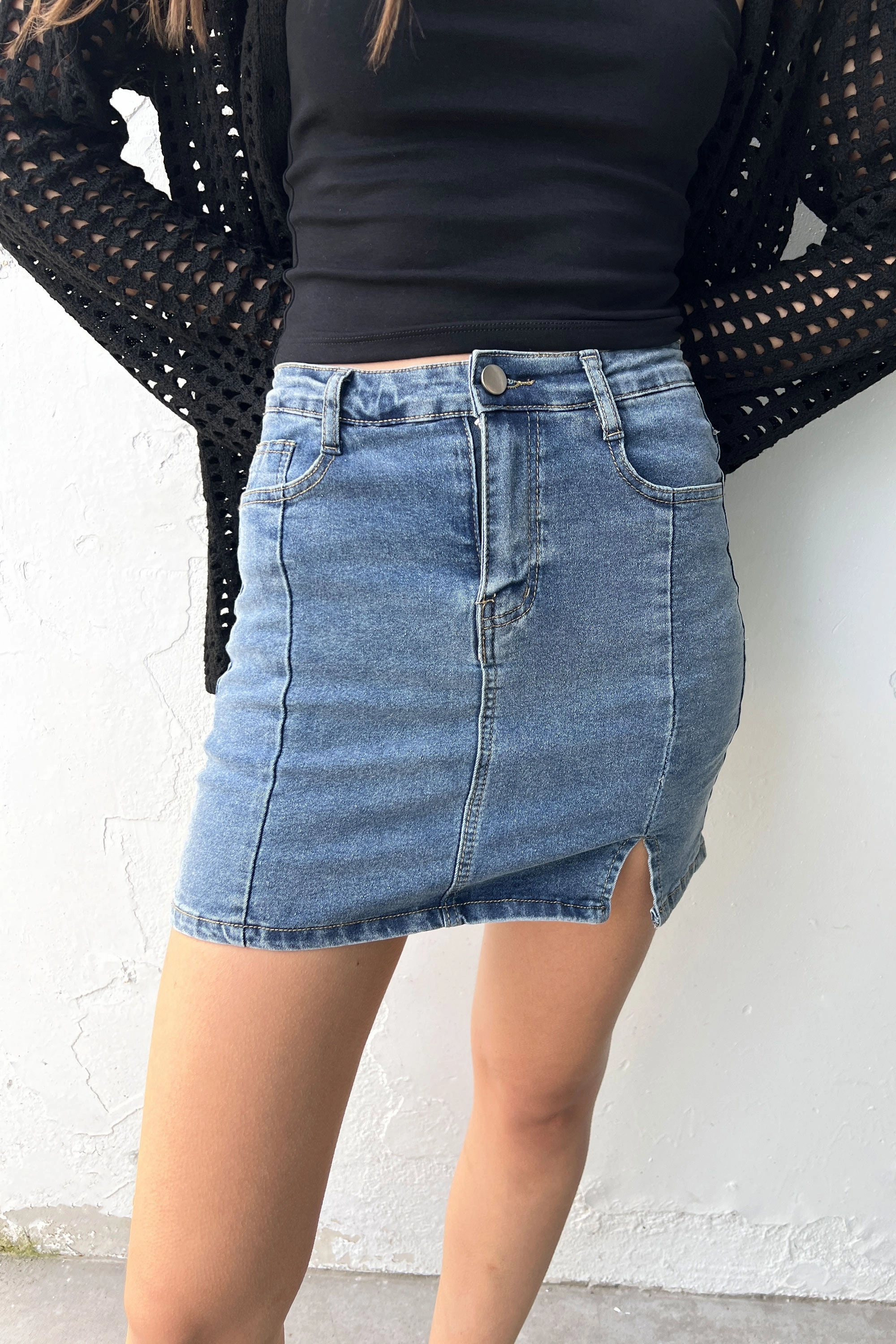 FITTED JEAN MINI JEAN SKIRT Outfit Combo Linen blend