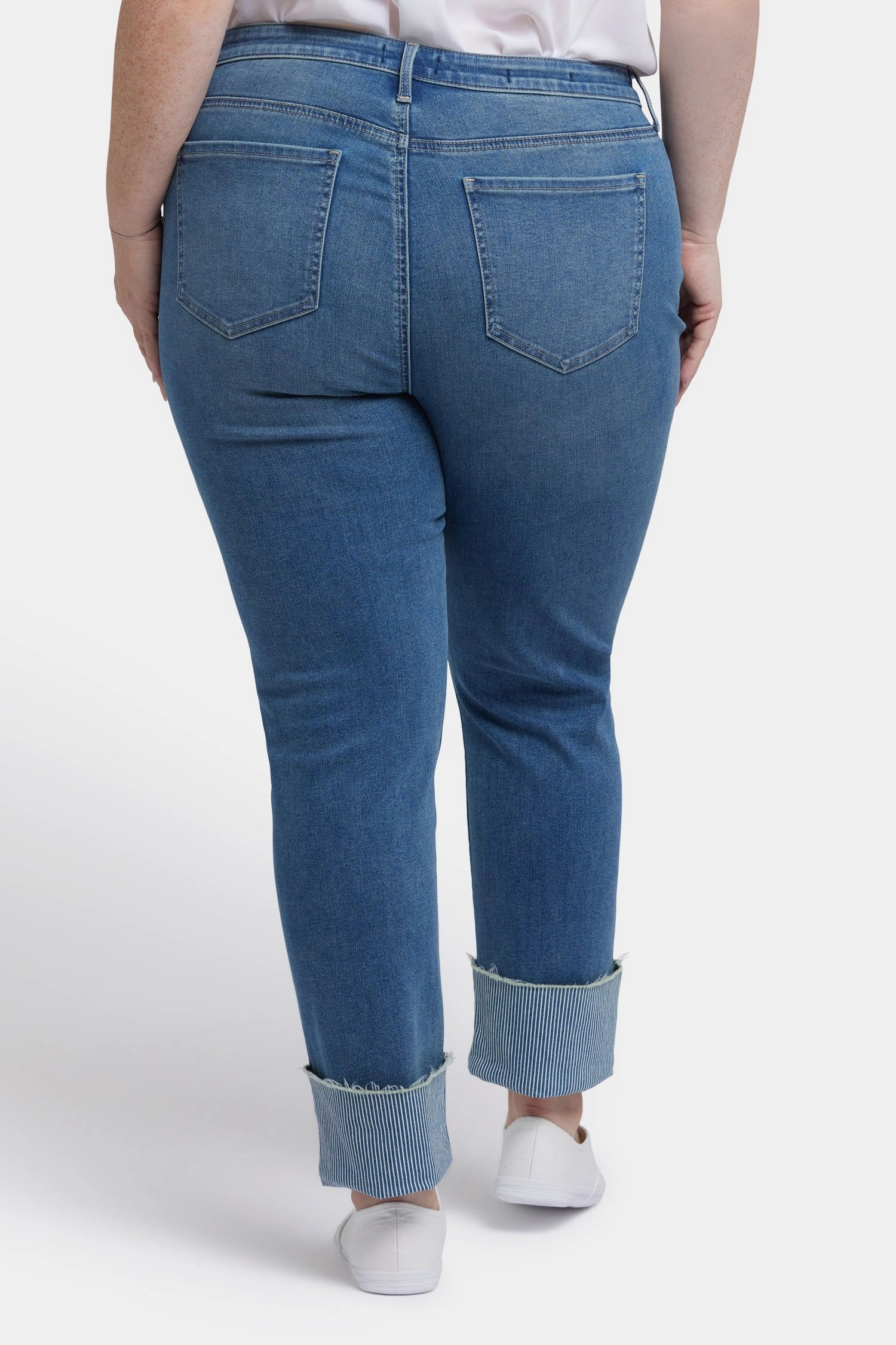 Chill Attire Sheri Slim Ankle Jeans In Plus Size - Costa Brava