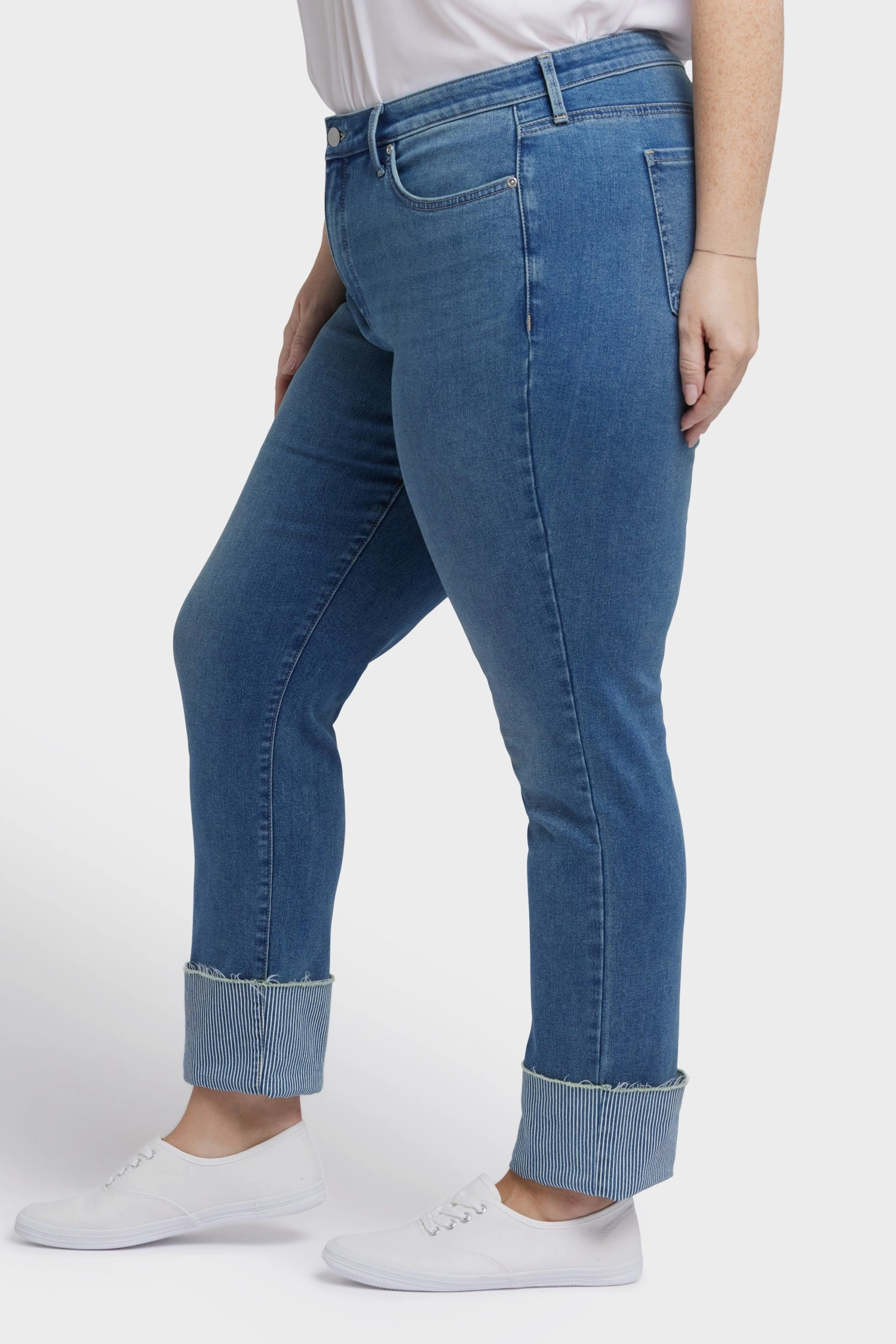 Go To Piece Selvedge Detailing Sheri Slim Ankle Jeans In Plus Size - Costa Brava