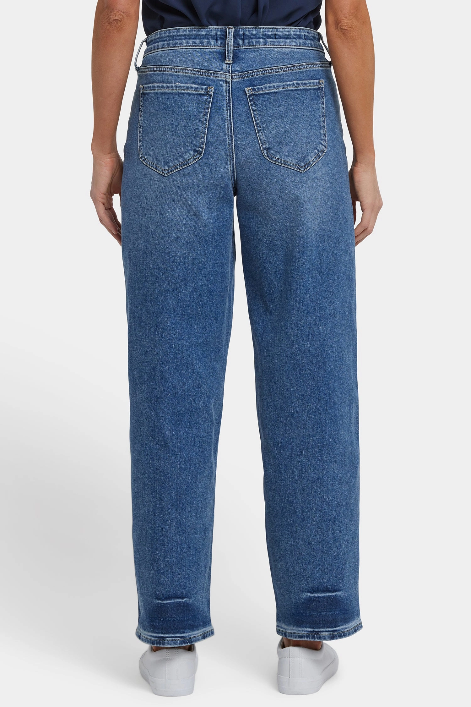 Jemma Barrel Jeans - Rainbow Blue Day Off Fit Artist Vibe Smooth