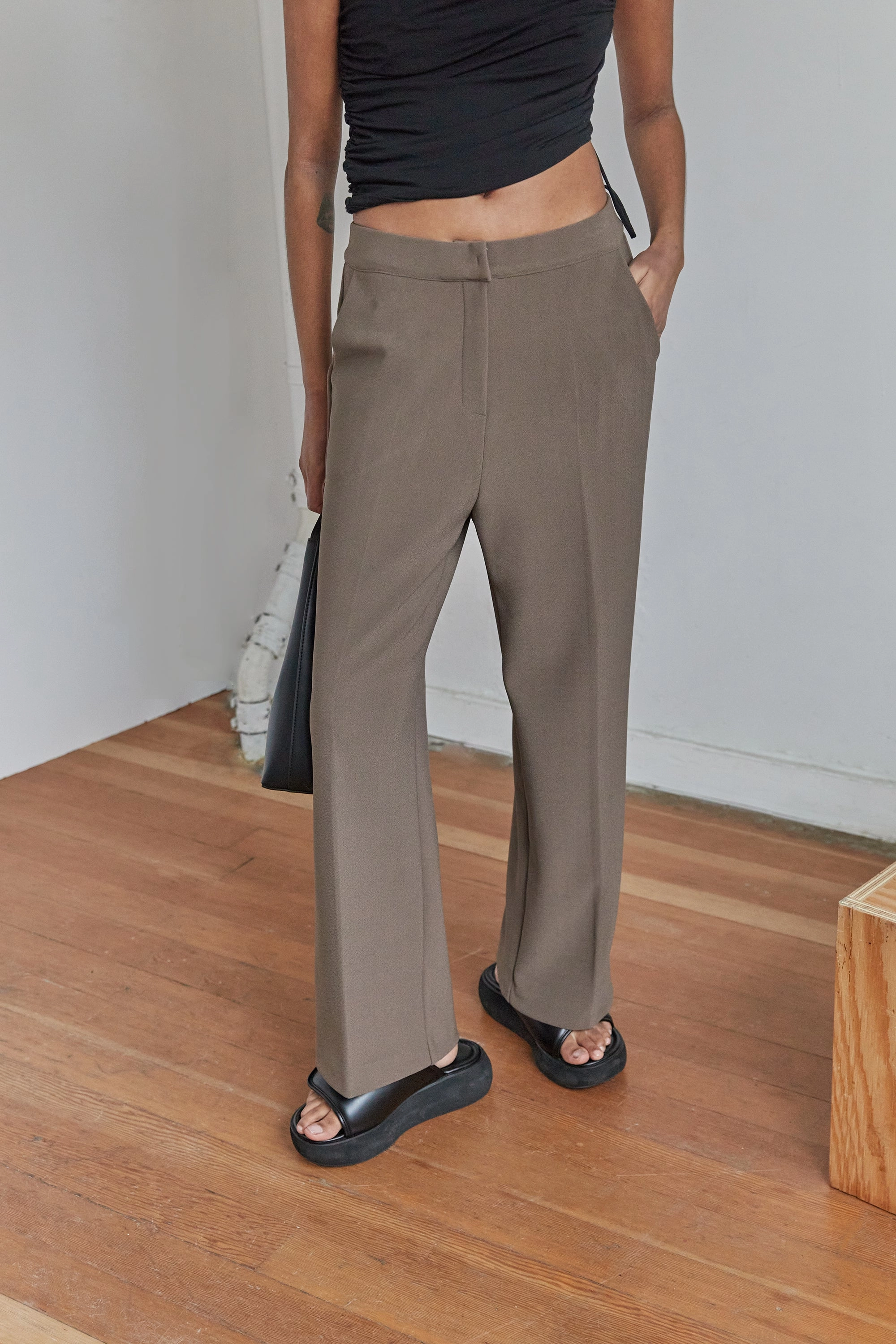 Adaptable Fit HighDensityWeave STRAIGHT LEG DRESS PANT