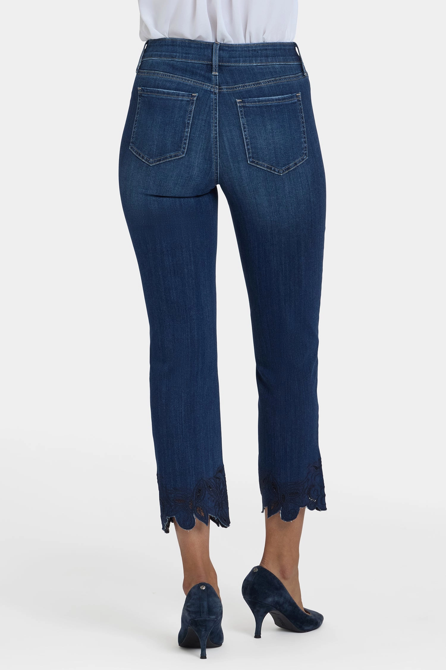 Wearable Piece Universal Favorite Marilyn Straight Ankle Jeans In Petite - Wonderland
