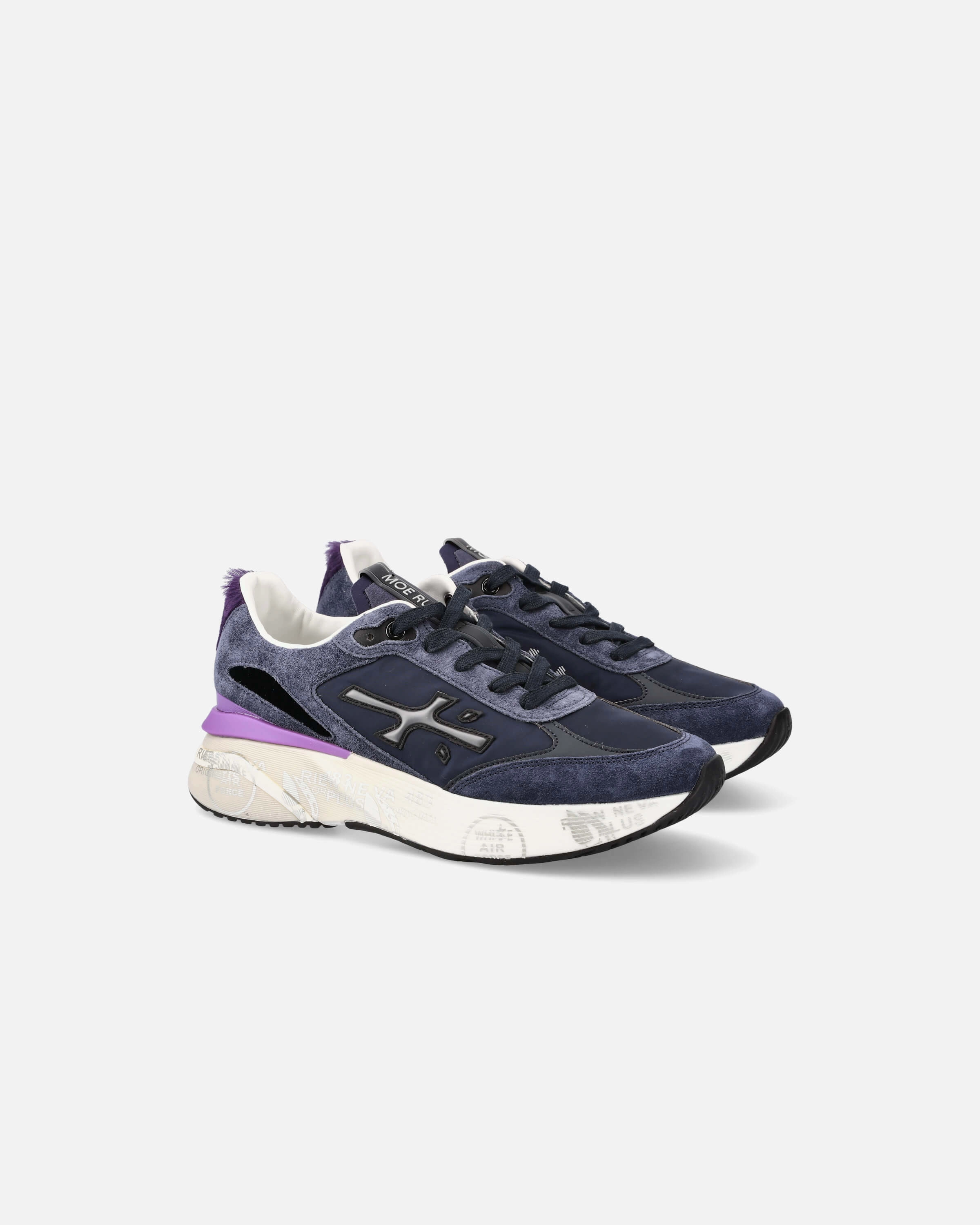 Handcrafted Stitching Moerund 7794