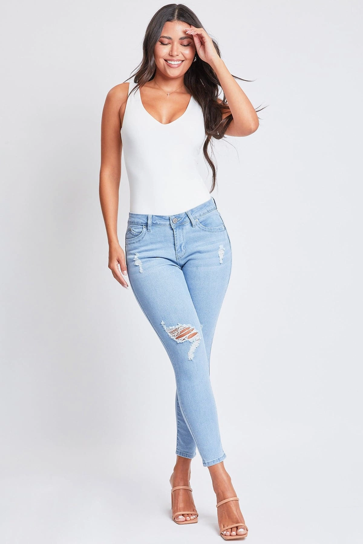 Women's Sustainable WannaBettaButt Skinny Jeans Balanced Wardrobe Sustainable Denim Production