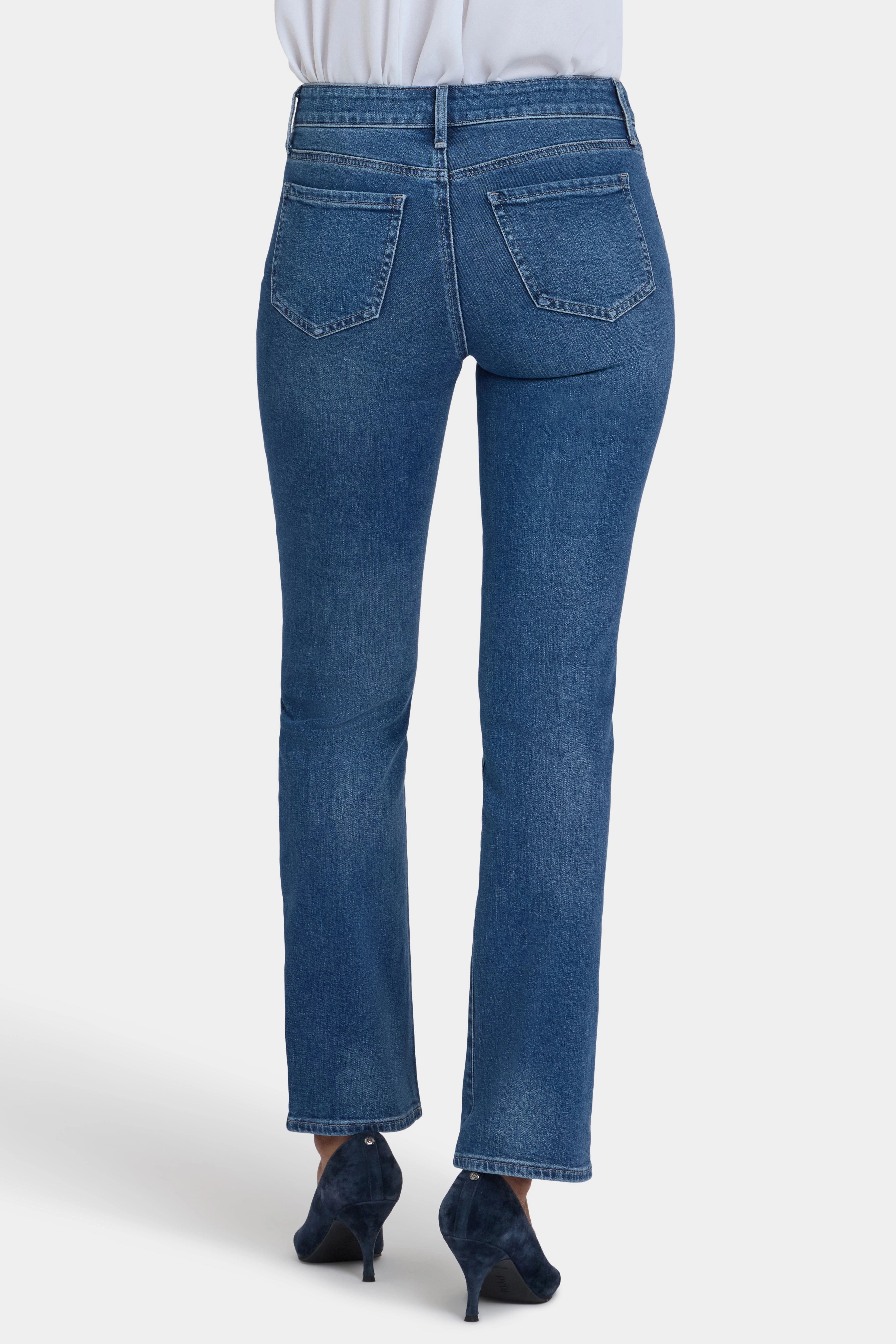 Core Fit Marilyn Straight Jeans - Lake Notre-Dame
