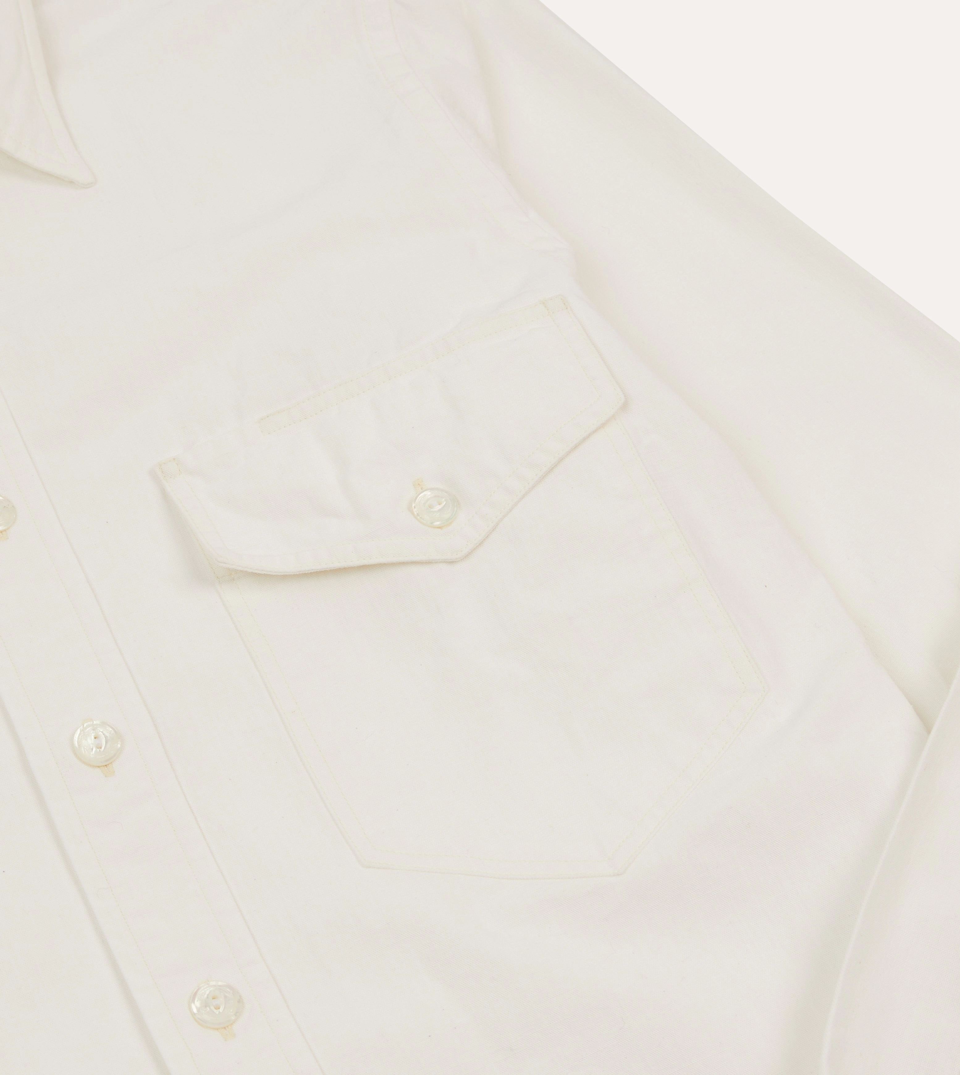 Casual Chic White Cotton Two-Pocket Work Shirt