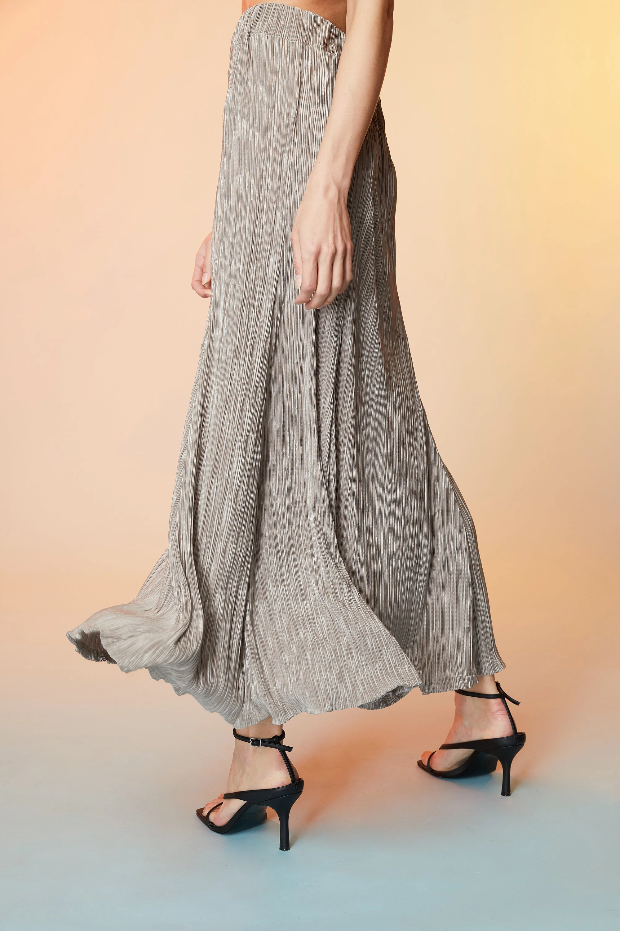 Reimagined Classic Relaxed Vibe PLEATED MIDI SKIRT
