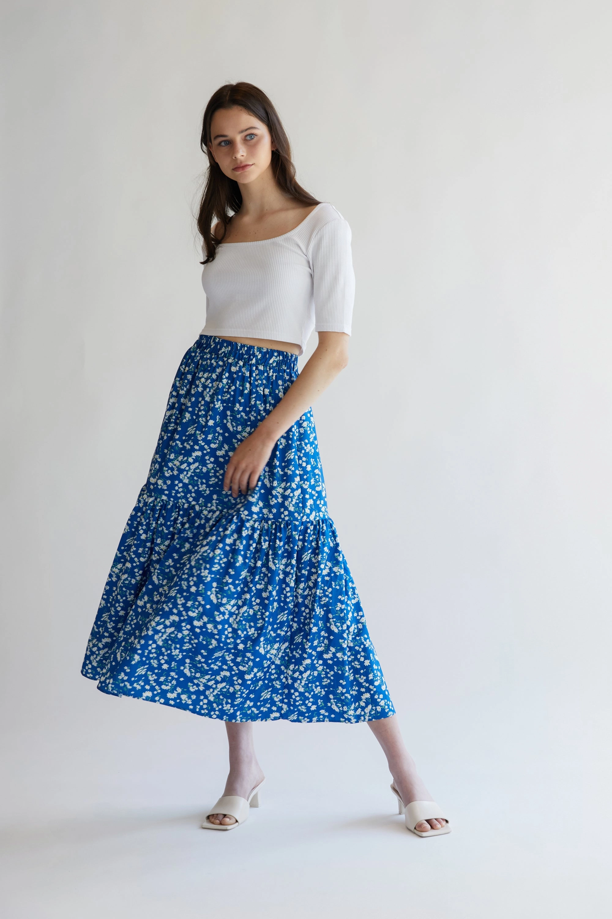 Sleek Motion MIDI FLORAL SKIRT