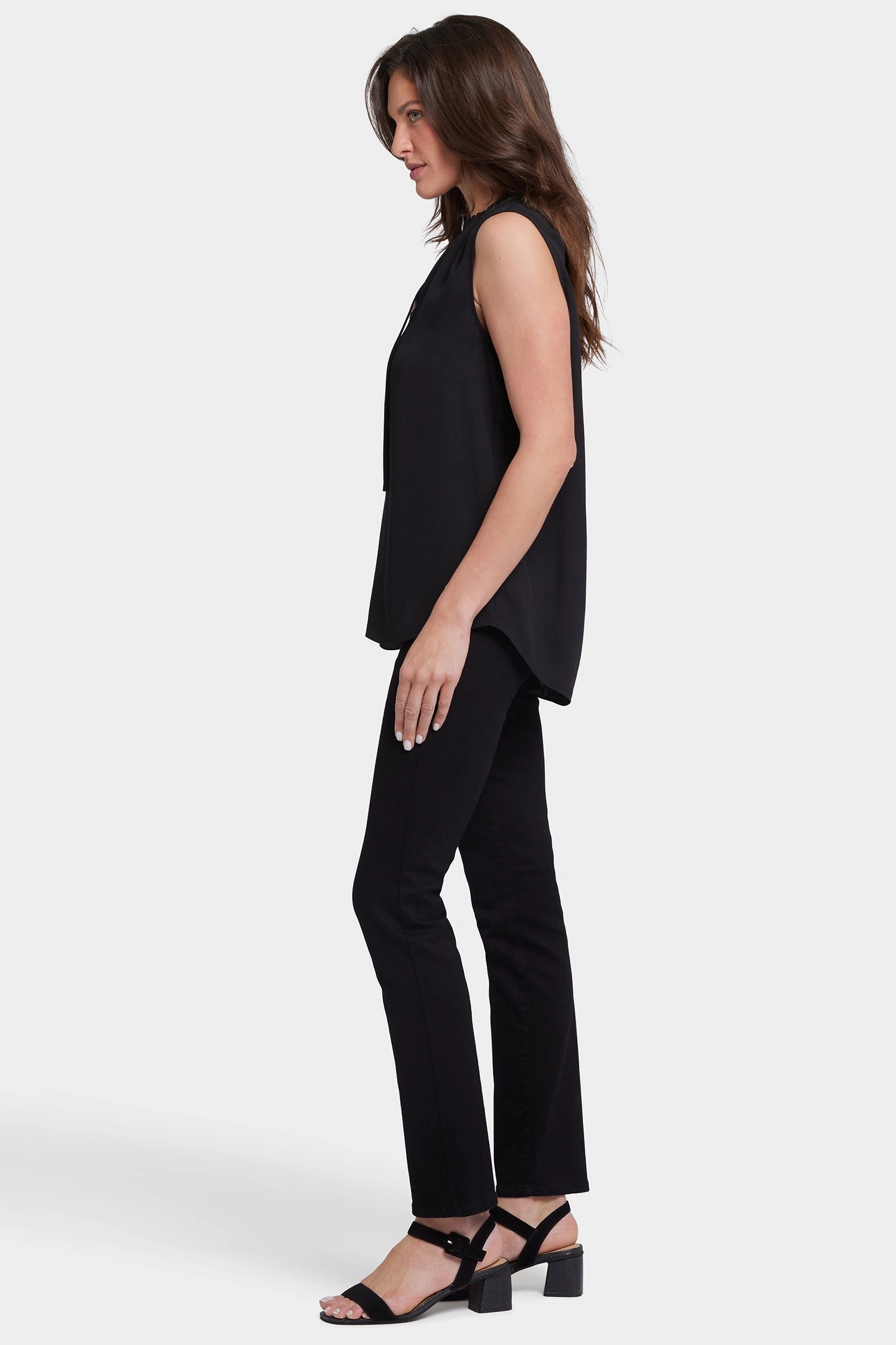 Sleeveless Gemma Blouse - Black All-Purpose Wear Seamless construction