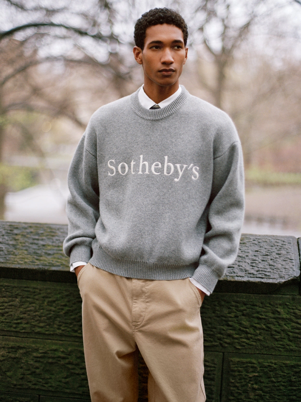 Quick Knit Cold-Weather Fashion Sotheby's Unisex Cashmere Sweater -- Grey Melange