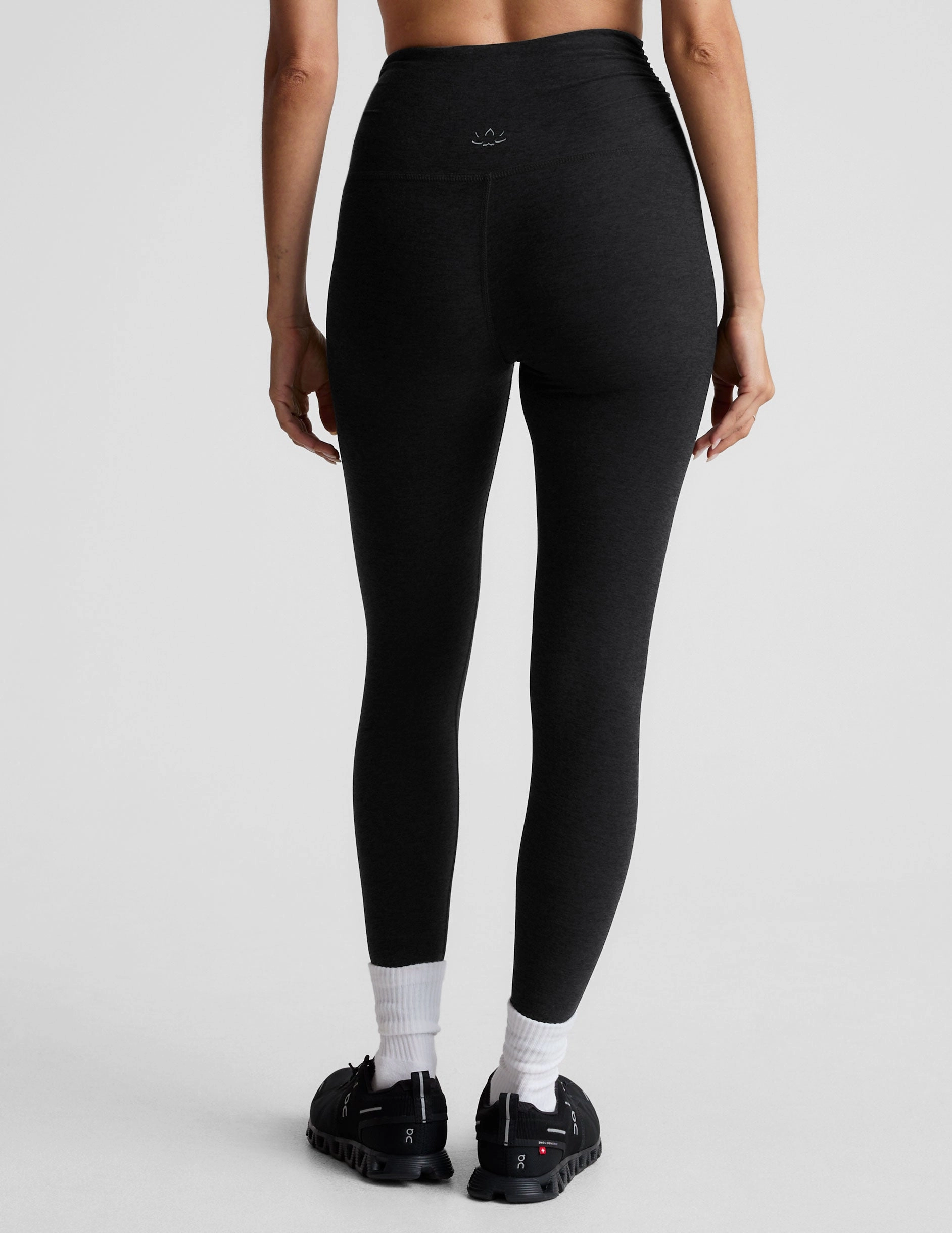 Spacedye Raise The Barre Shirred Legging Body-Hugging Fit