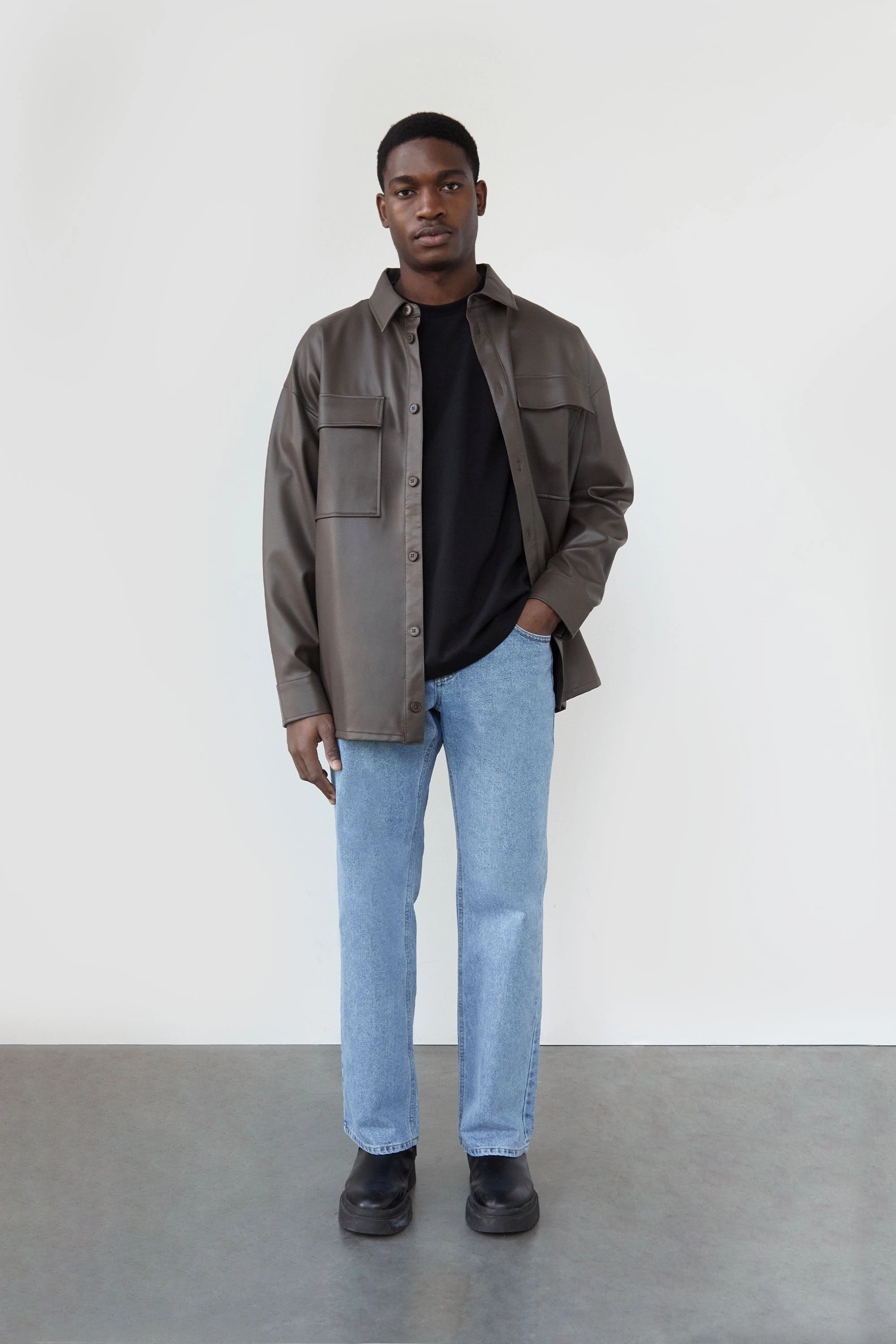 ComfortFit NonRestrictiveCut STRAIGHT LEG JEAN