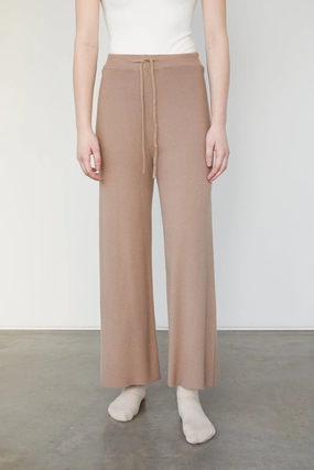 STRAIGHT LEG KNIT PANT Lightweight Layer