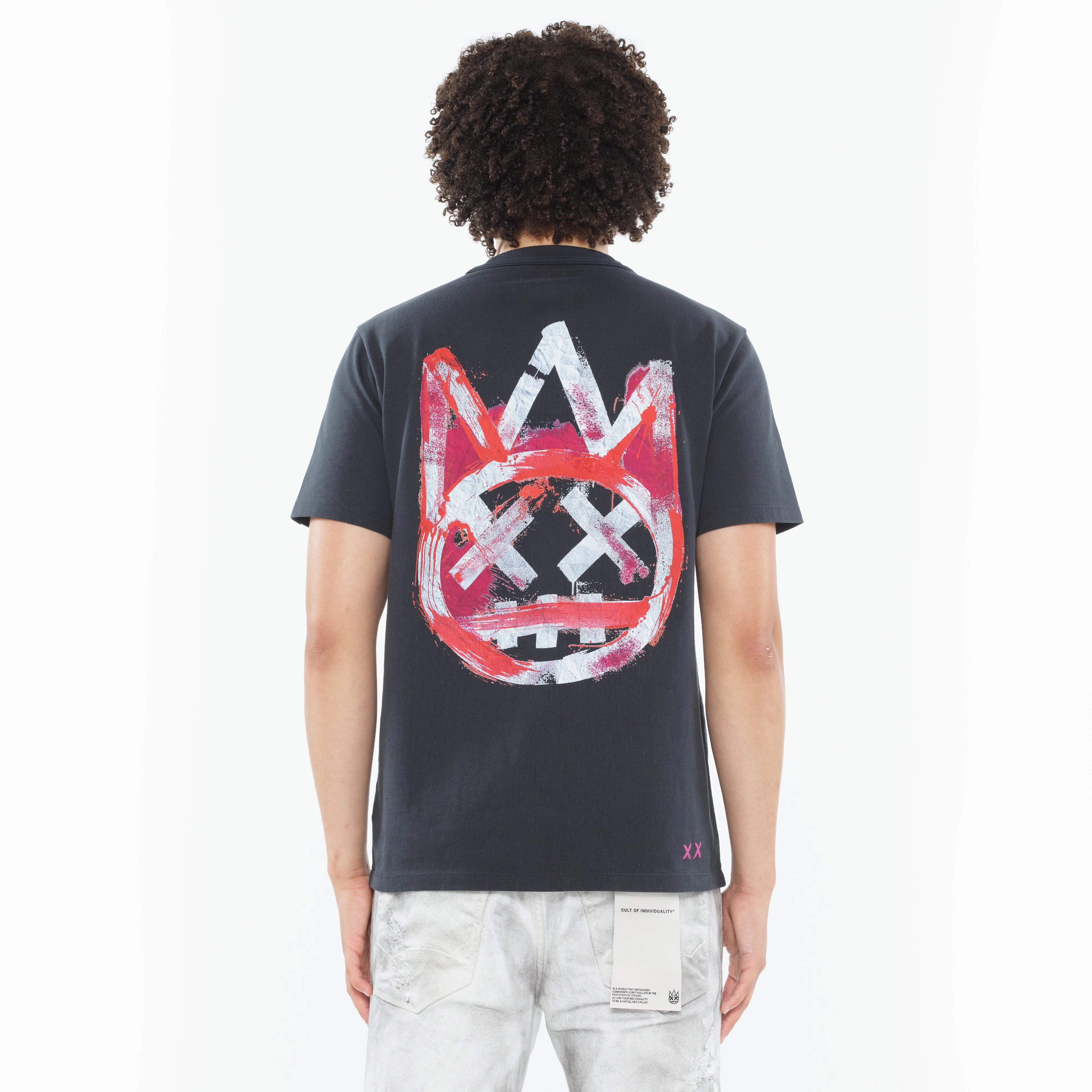 Cult's Heavyweight Short Sleeve Crew Neck Tee "Artist Logo" in Steel Urban Look