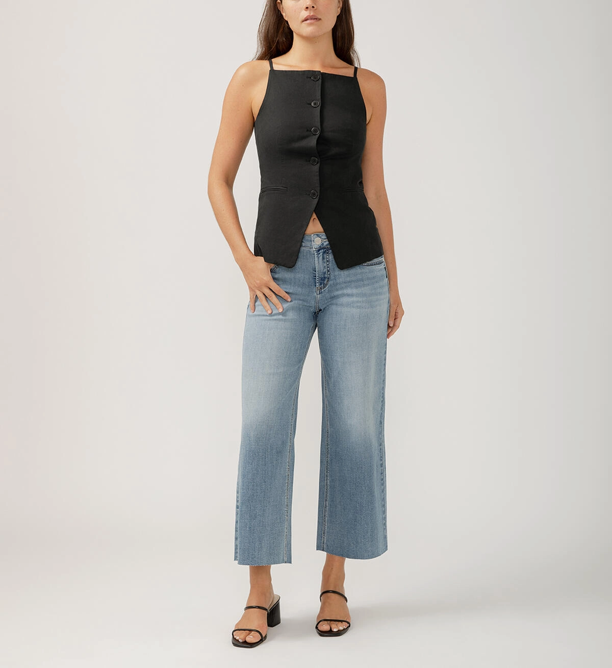 Silver Jeans Suki Mid Rise Wide Leg Luxe Stretch Jeans Minimalist Design Modern Minimalist Rainy Day