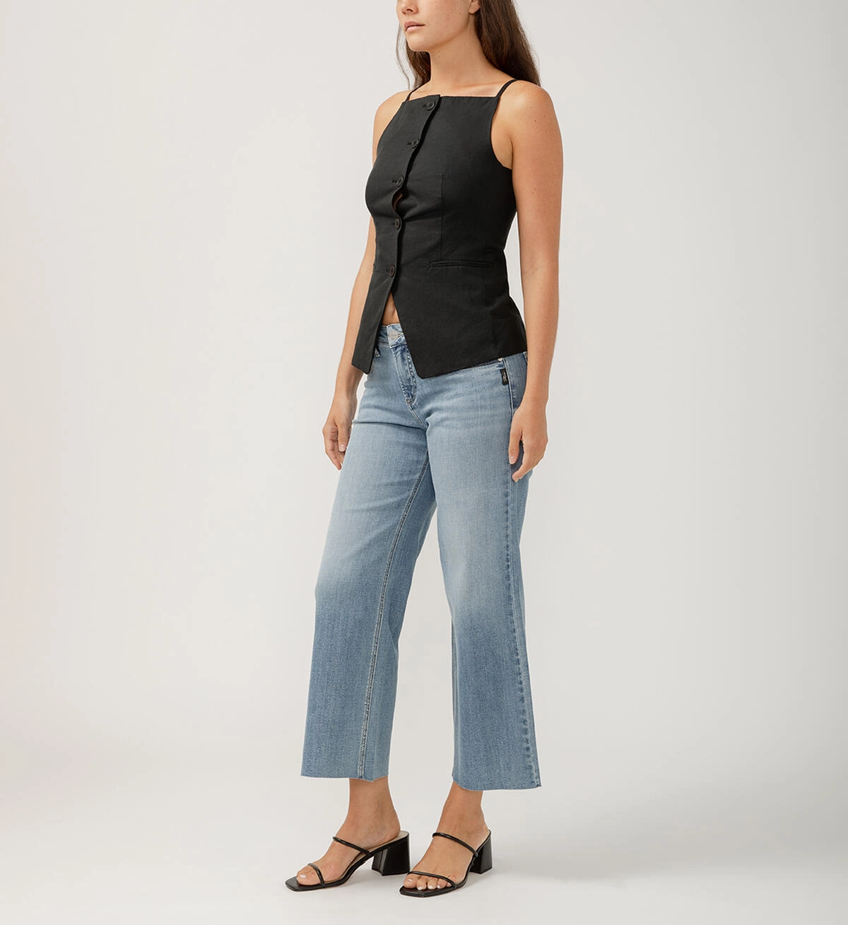 Sunny Vibes Teen Outfit Summer Vibes Reliable Choice Silver Jeans Suki Mid Rise Wide Leg Luxe Stretch Jeans