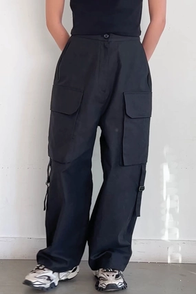 Tapered Leg Design Sweat Resistant CARGO PANT