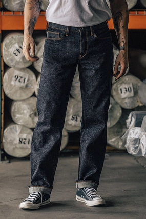 Fresh Attire [The Studio] The Barrel Classic Straight Old Nep - Indigo Raw 13.5oz Selvedge