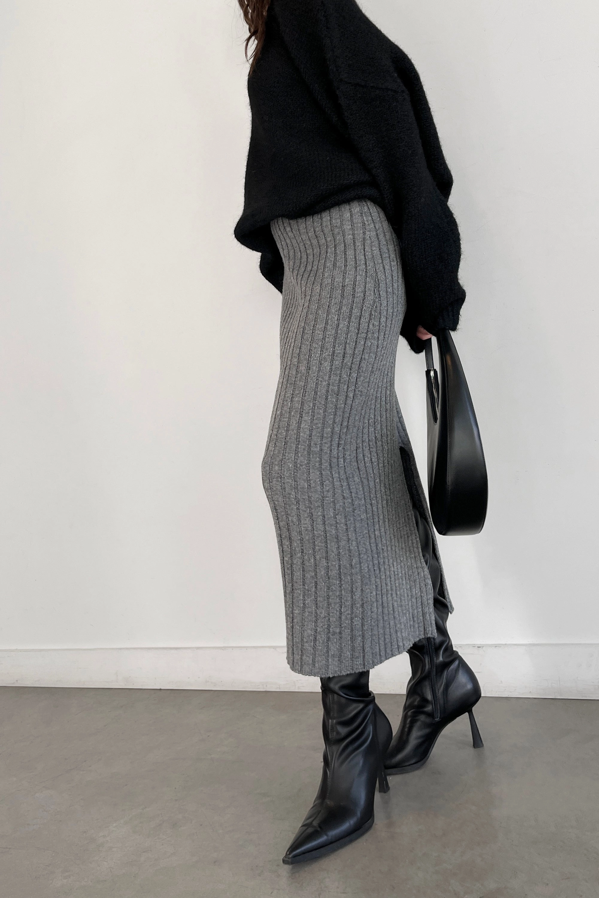 Wrap Closure Mid Length SWEATER MIDI SKIRT