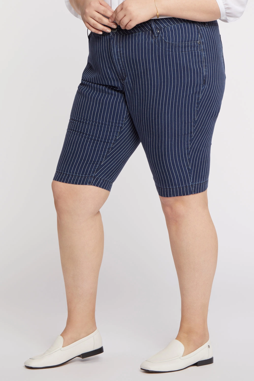 Tailored Bermuda Shorts in Plus Size - Dark Enzyme Freedom Movement