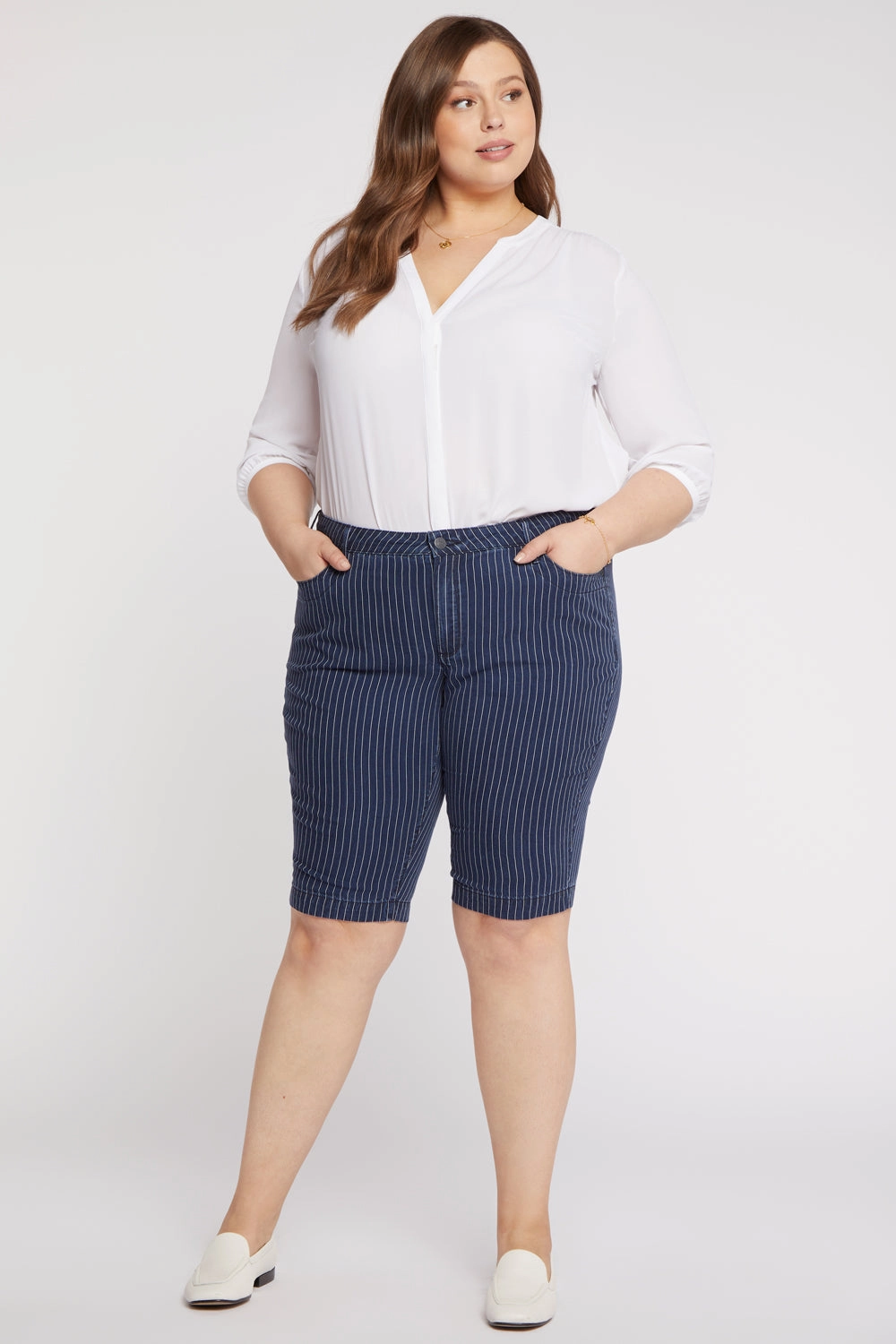 Sport Fit Casual Layer Tailored Bermuda Shorts in Plus Size - Dark Enzyme