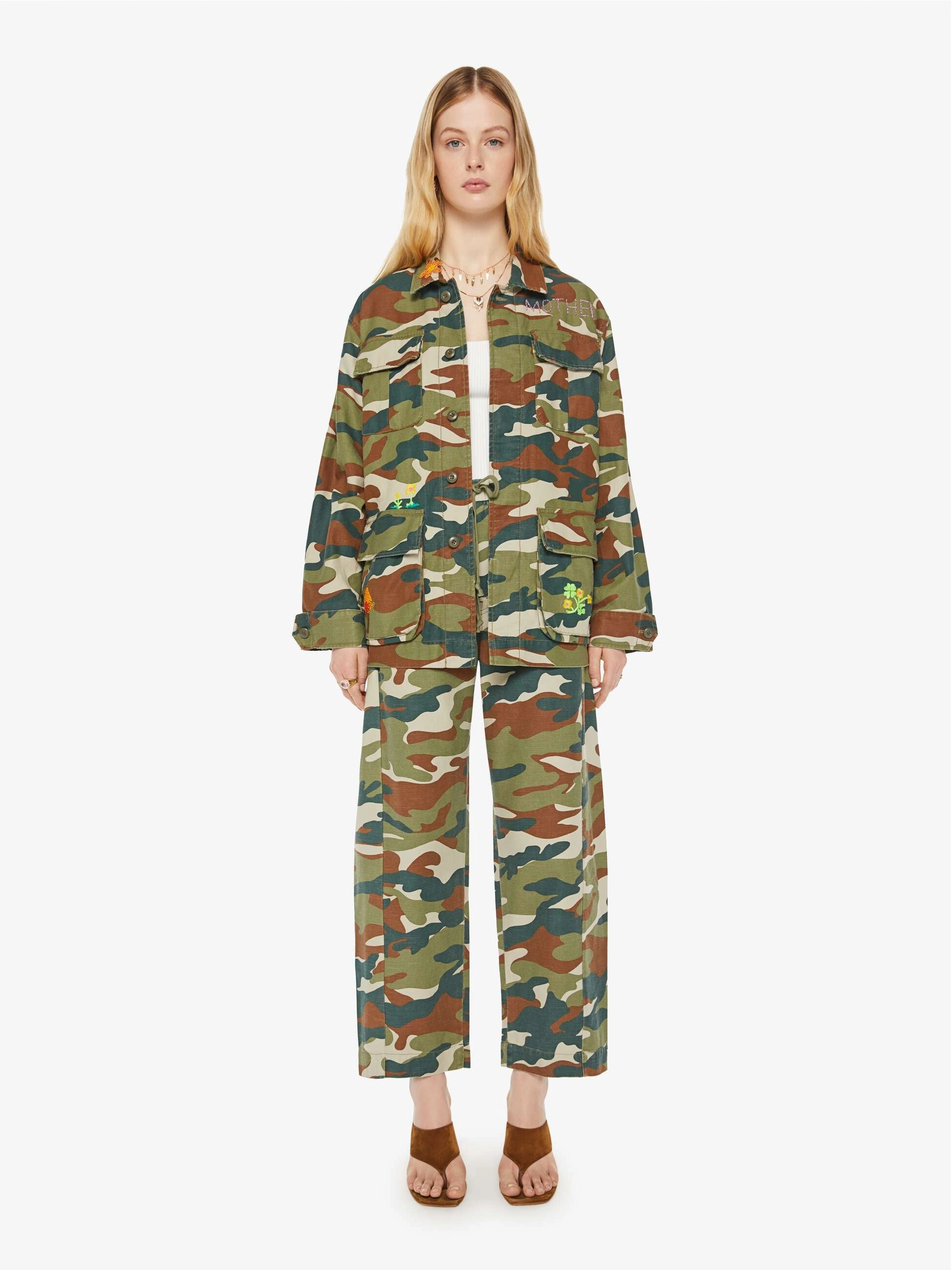 Daywear Staple The Foxhole - Master Of Disguise