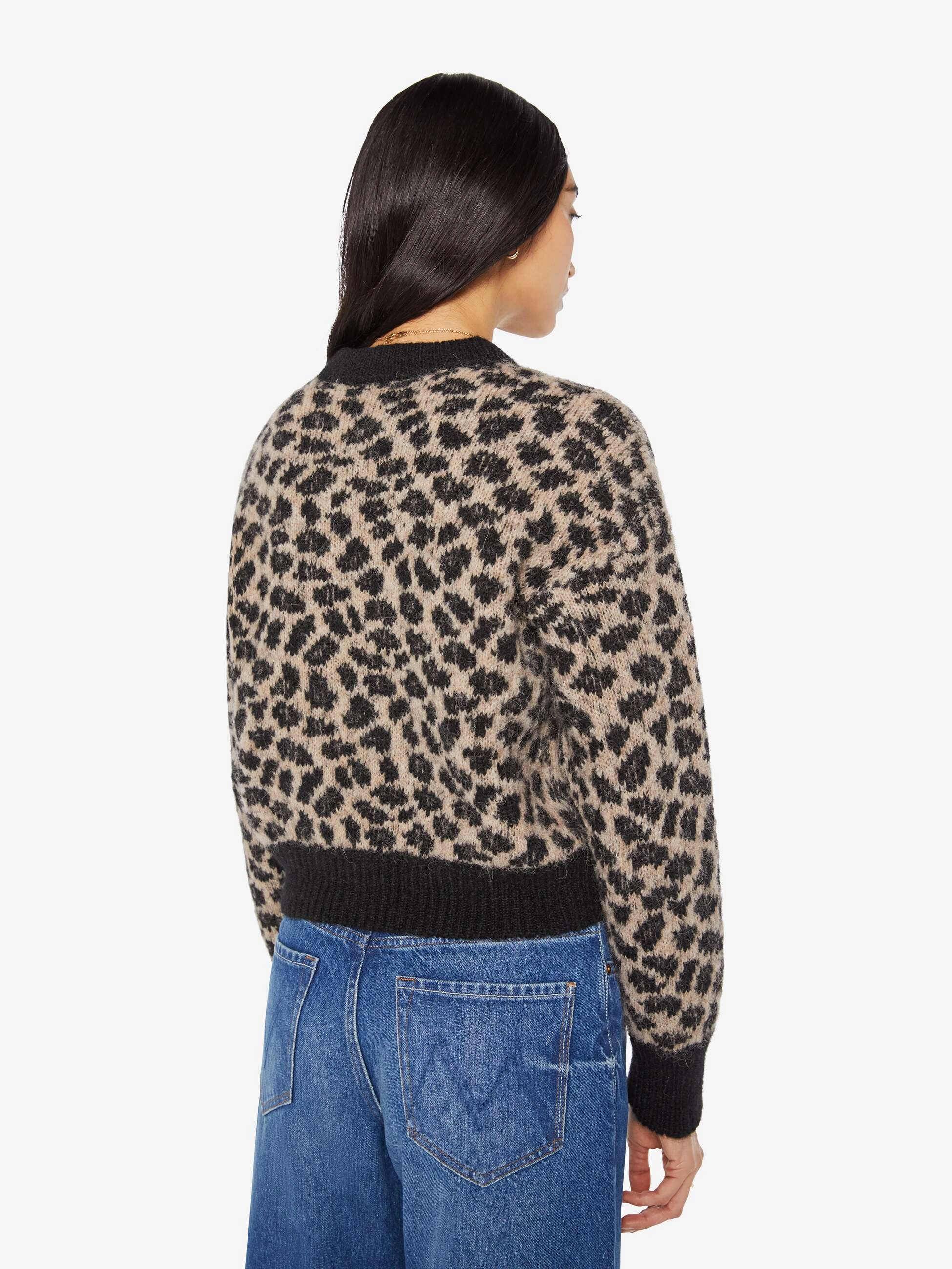 Cozy Waistband Comfy Vibe The Itsy Crop Jumper - Spotted At The Front Row