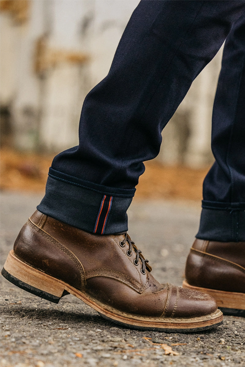 Relaxed Style Work Ready Outdoor Enthusiast The Pen Slim - Indigo Black Raw 10.5oz Selvedge
