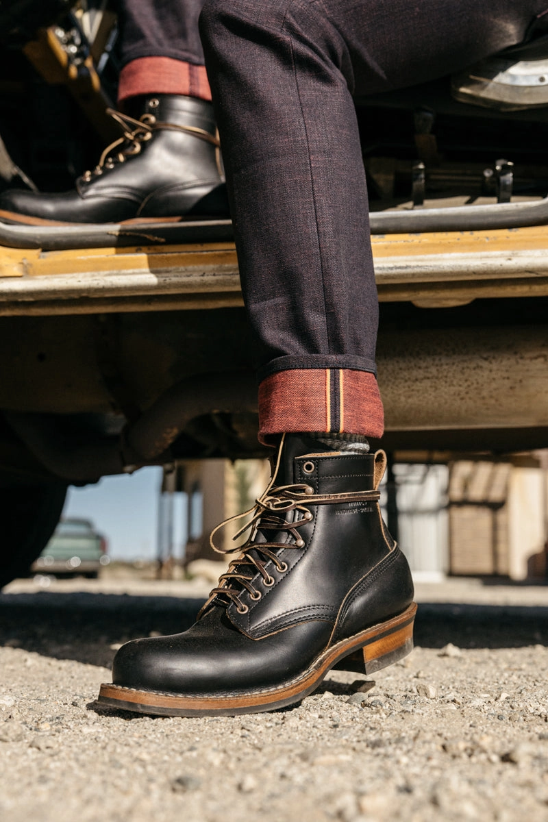 The Pen Slim etched - Bordeaux Raw 13oz Selvedge Stretch Comfort