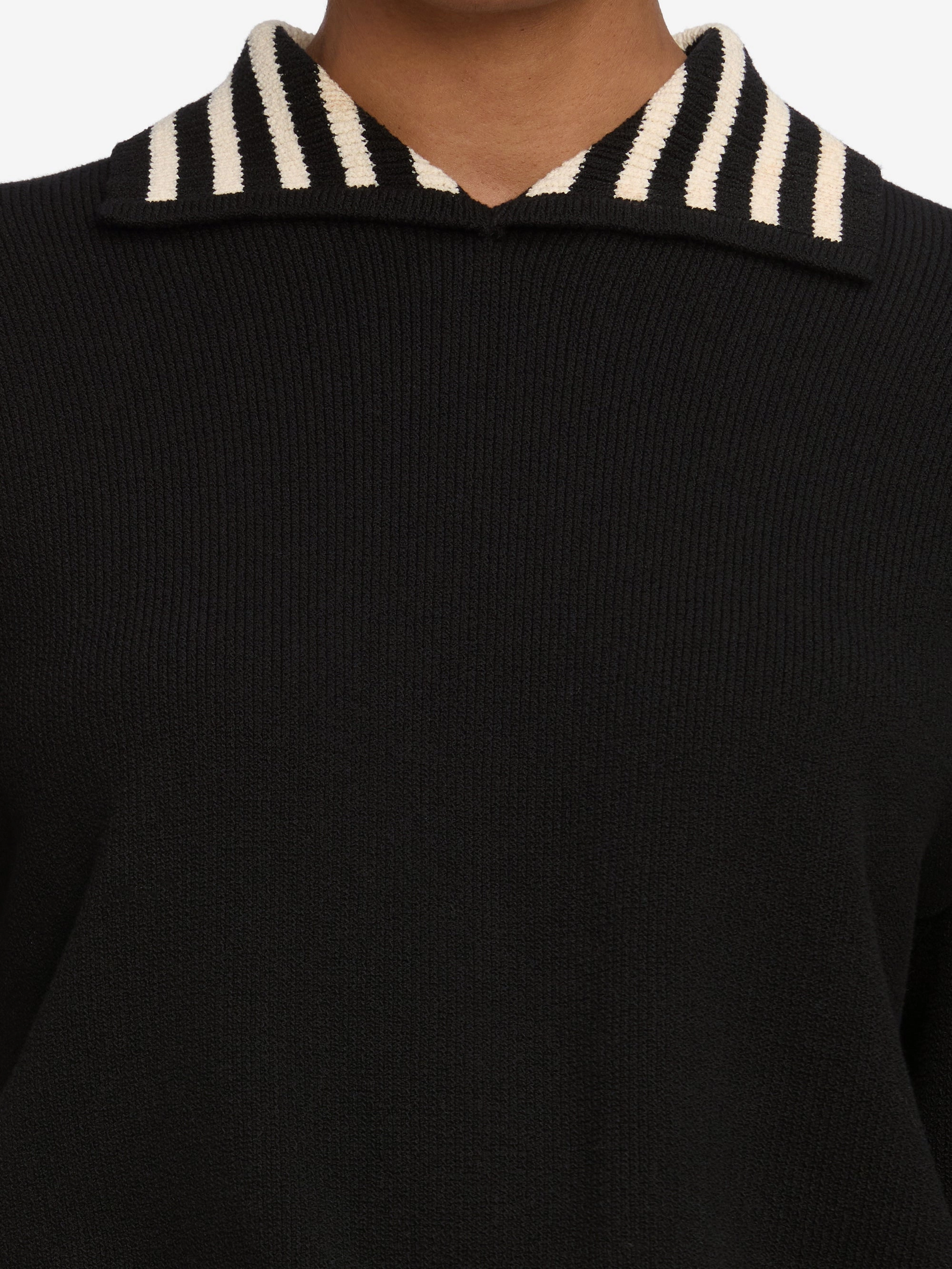 The Sailor Pullover -- Black Multi Layered Comfort Cold Weather Look