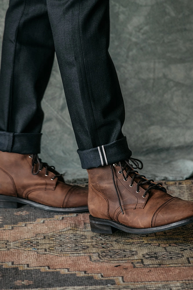 Garment Washed Softness Closet Classic The Scissors Slim tapered - Black Raw 10.5oz Selvedge