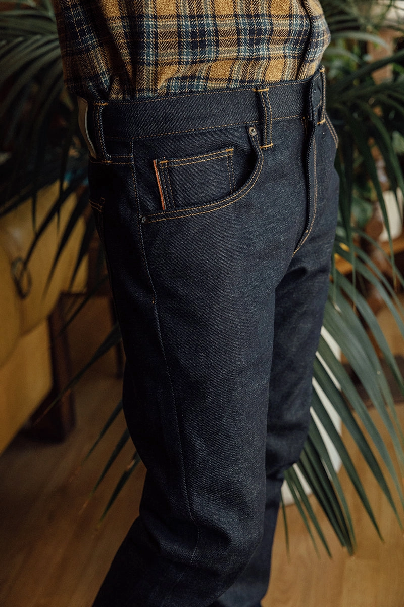 The Scissors Slim Tapered - Indigo Raw 14oz Selvedge Essential Wardrobe