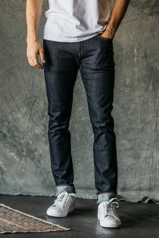 Night Out City Walk Minimalist The Scissors Slim tapered- Indigo Raw 10.5oz Selvedge