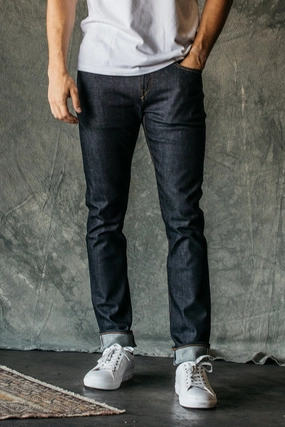 Night Out City Walk Minimalist The Scissors Slim tapered- Indigo Raw 10.5oz Selvedge