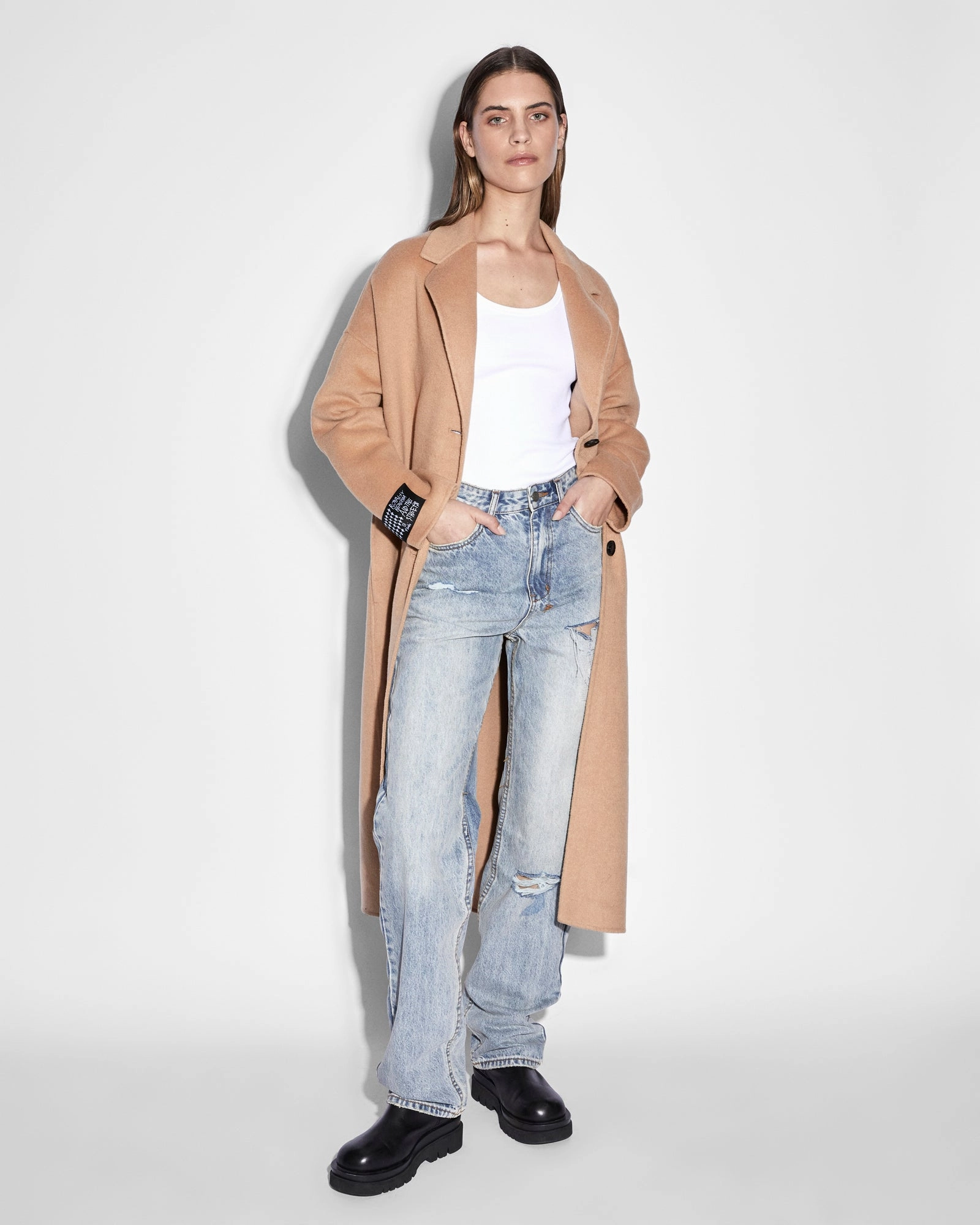 Clean Silhouette KAMILLE COAT LATTE