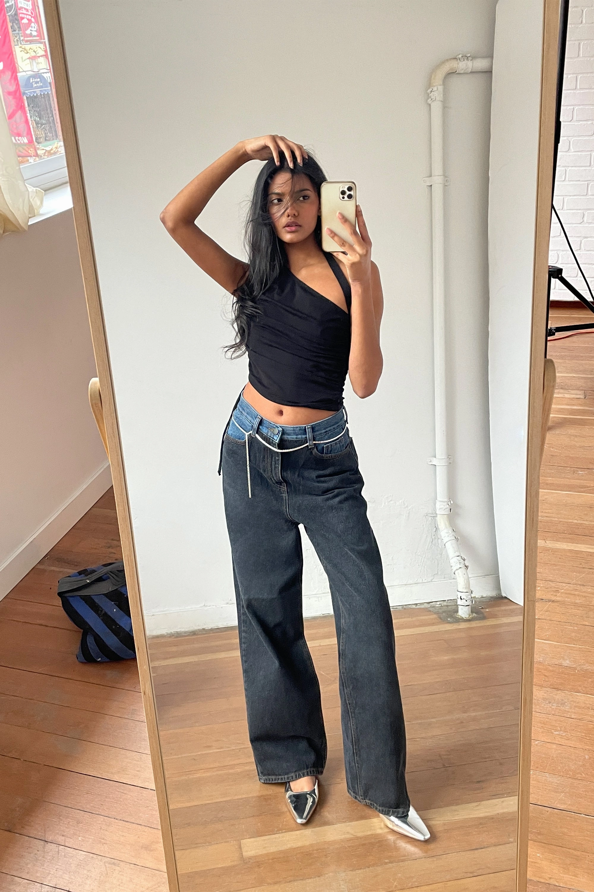 TWO-TONE WIDE LEG JEAN Sleek Waist