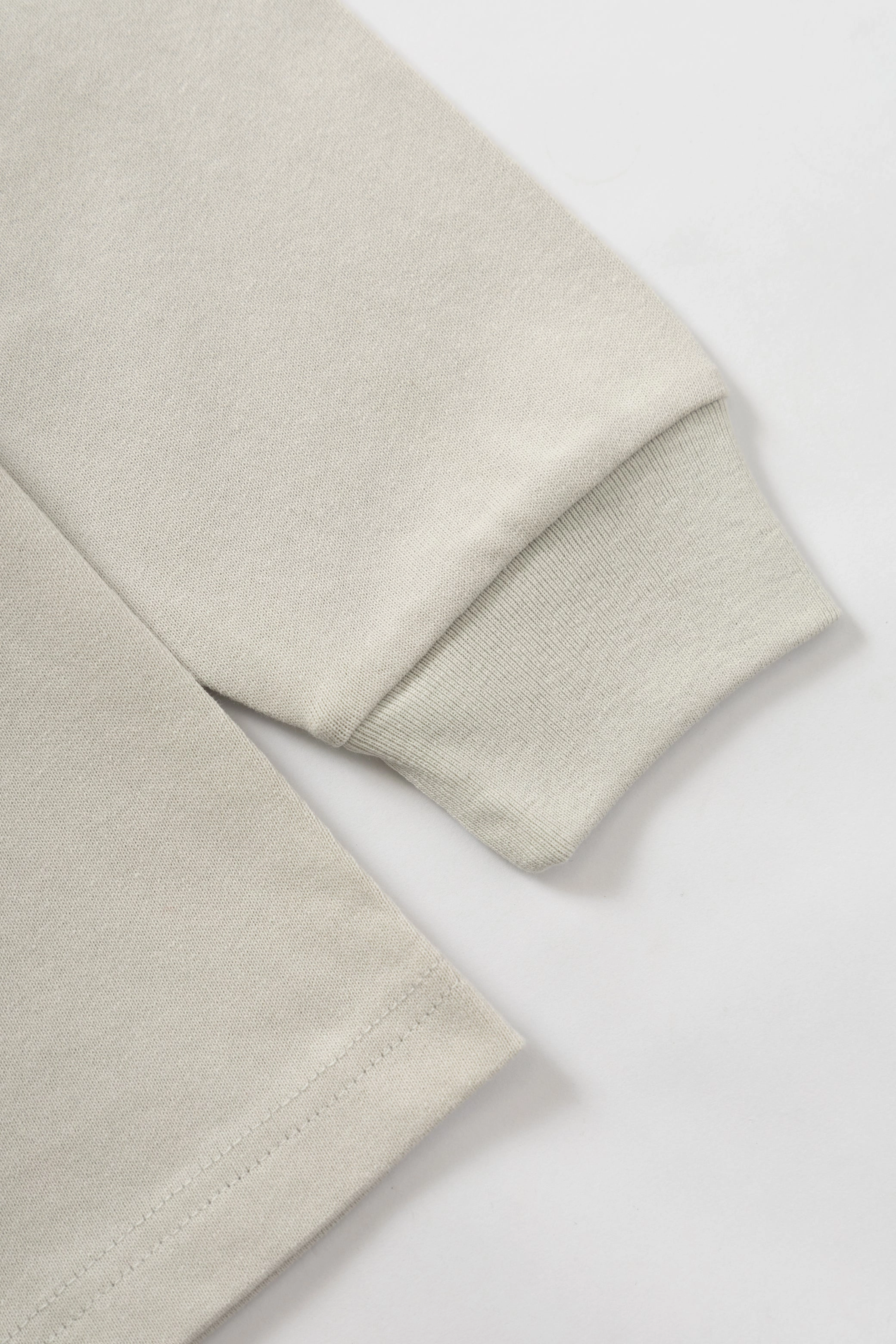 United Athle - 4422 9oz Magnum Weight Long Sleeve T-Shirt - Grey Urban Fashion Look Basic Layer