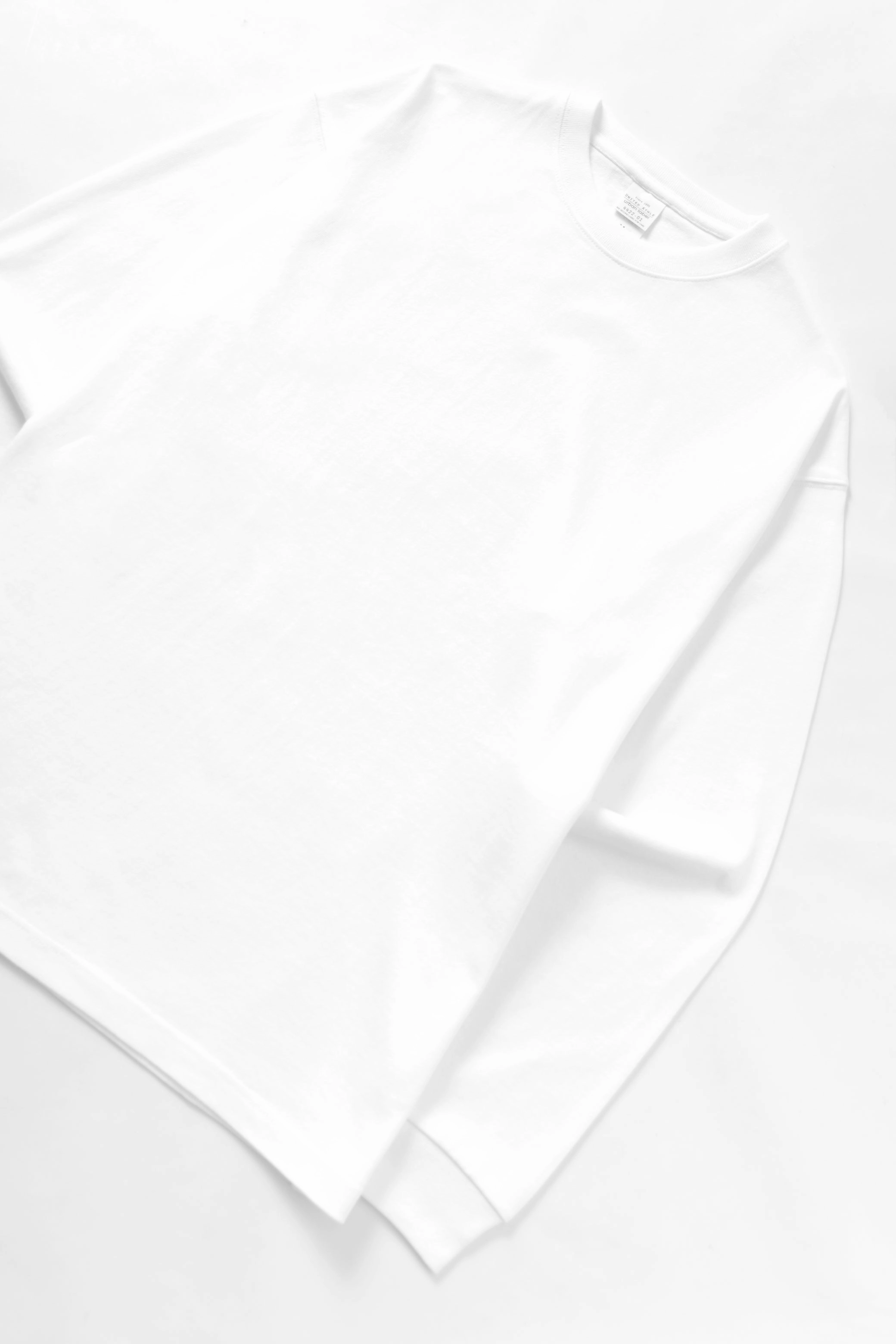 Hypoallergenic fabric Spring Wear United Athle - 4422 9oz Magnum Weight Long Sleeve T-Shirt - White