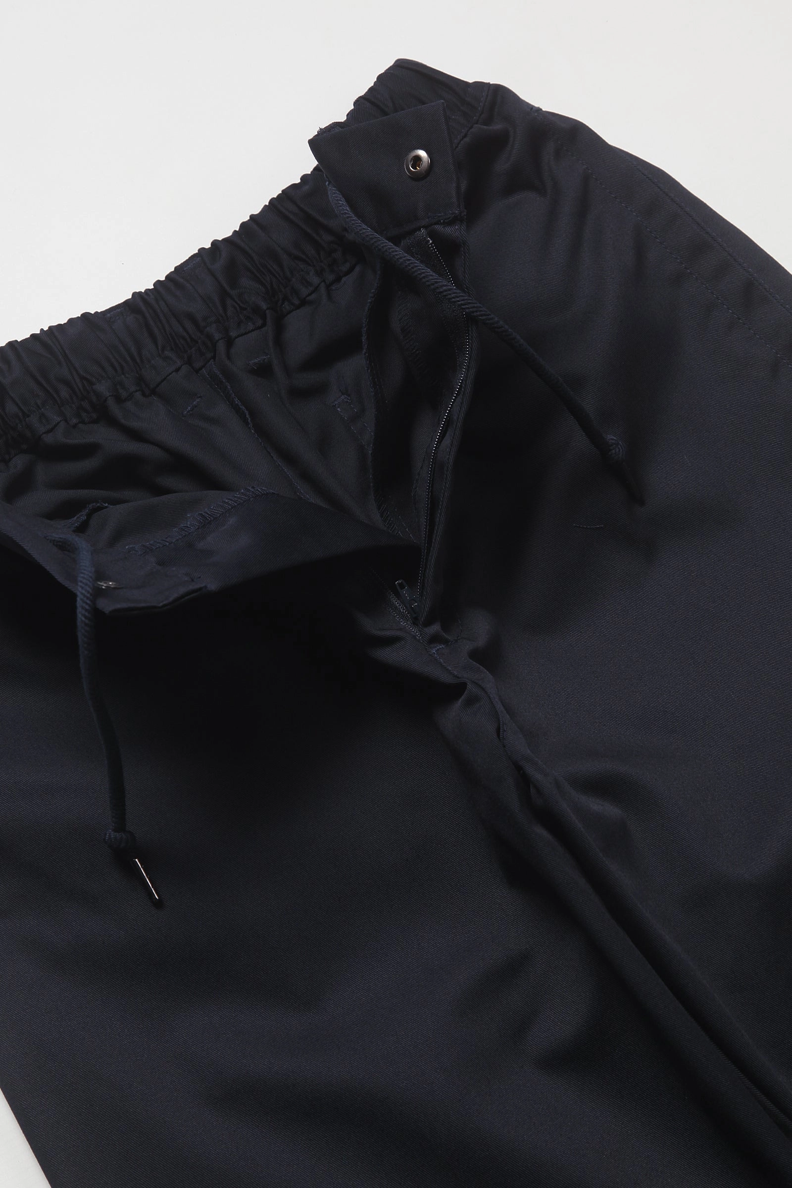 Bonded Seam Technology Full Flex United Athle Works - 7475 Easy Pants - Dark Navy