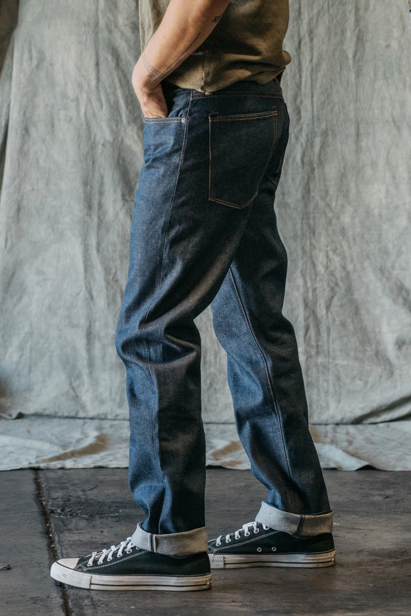 The Hammer Straight Natural Slub Indigo - Raw 12.5oz Selvedge Weather Friendly