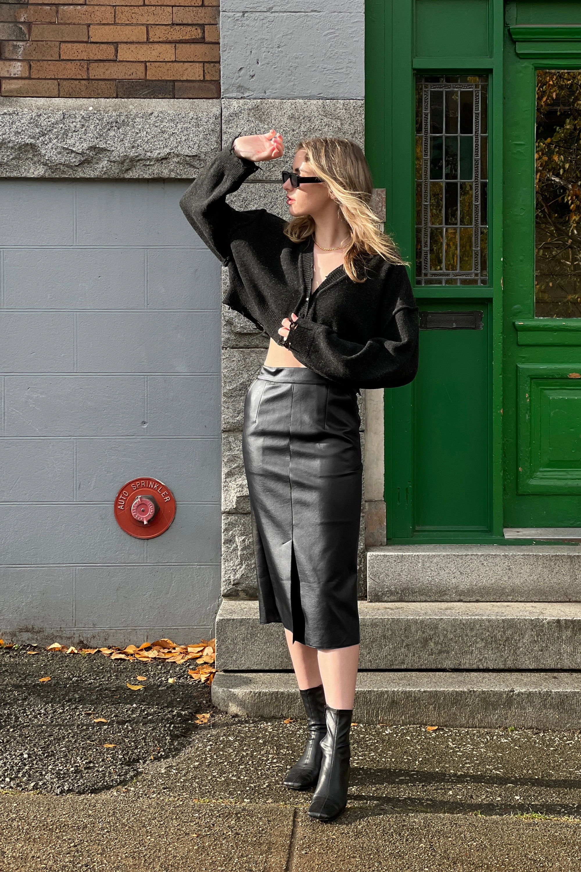Clean Style VEGAN LEATHER MIDI SKIRT