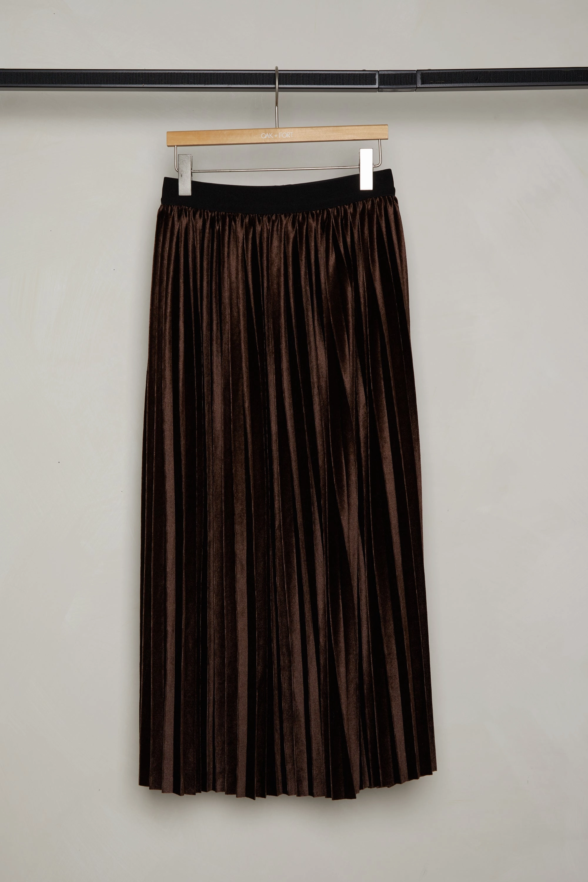 Boutique Exclusive VELVET MIDI SKIRT