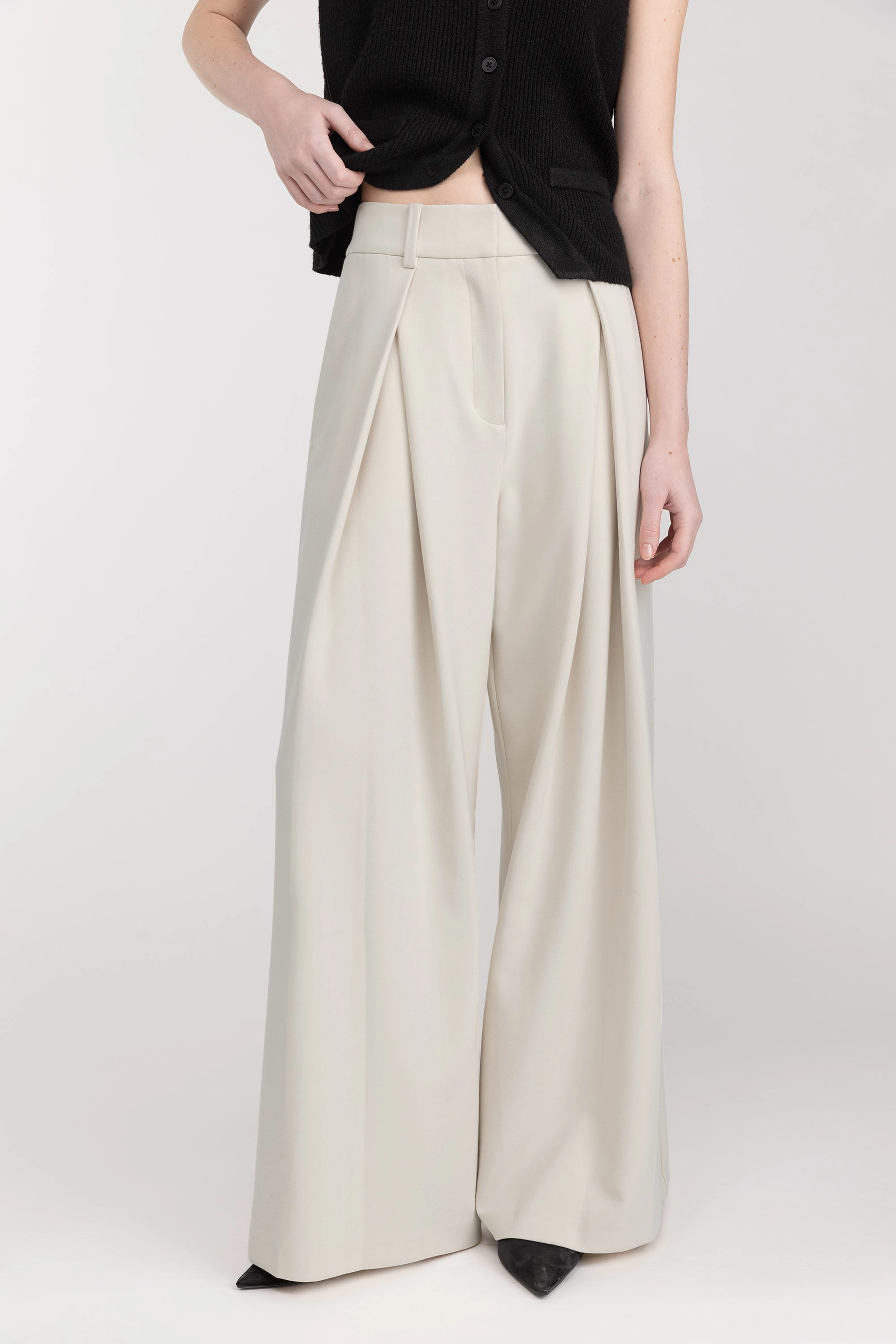 WIDE LEG PANT WITH FRONT PLEAT Active Wear