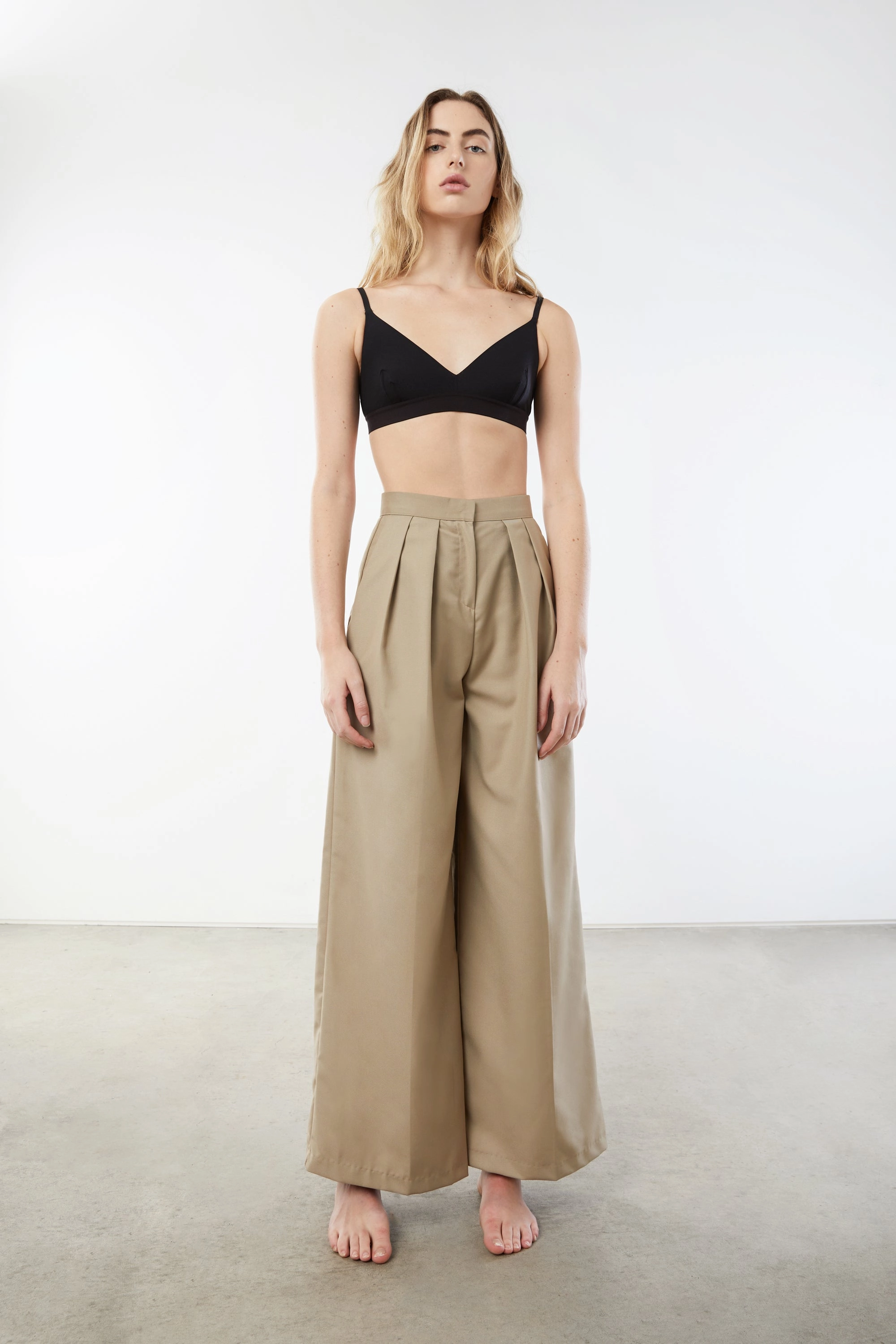 WIDE LEG PANT WITH PLEATS Adjustable Drawcord