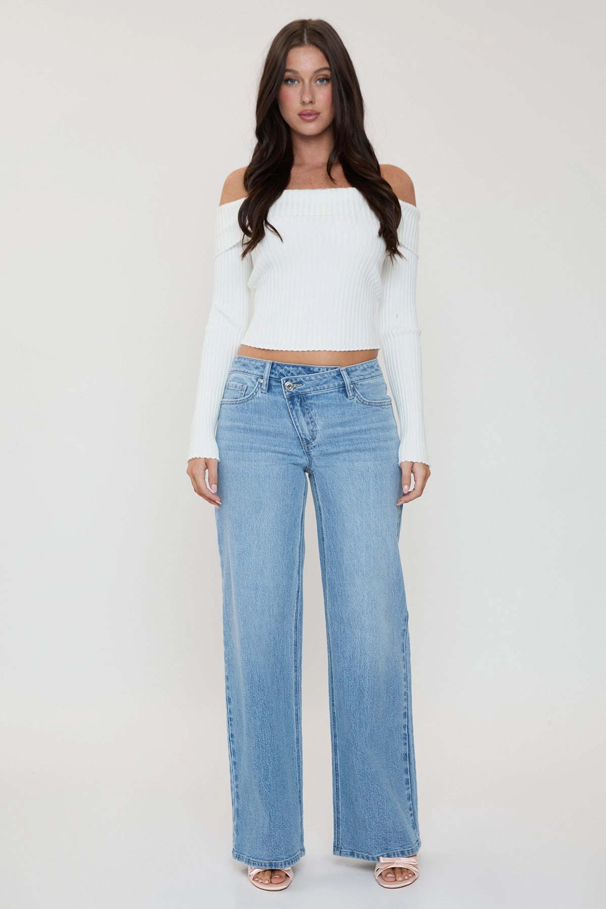 Women's Luxe Bella Relaxed Rise  Asymmetrical Wide Leg Jeans Smart Look